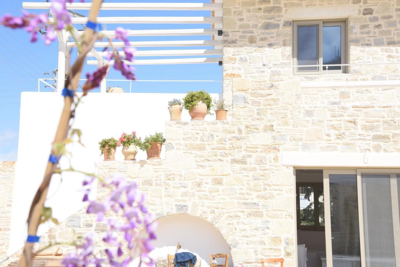 Laini Luxury Suites Pombia Dış mekan fotoğraf