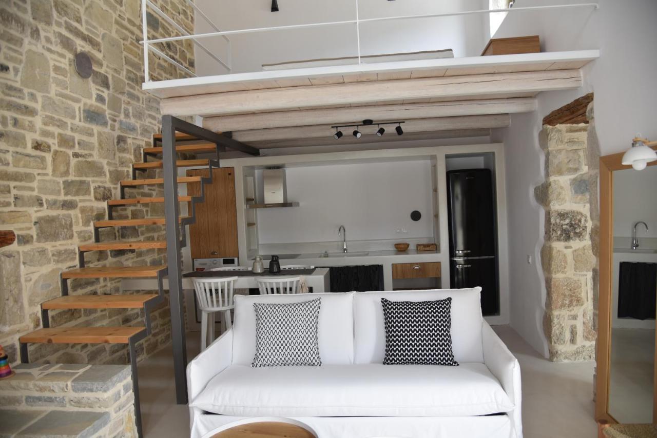 Laini Luxury Suites Pombia Dış mekan fotoğraf